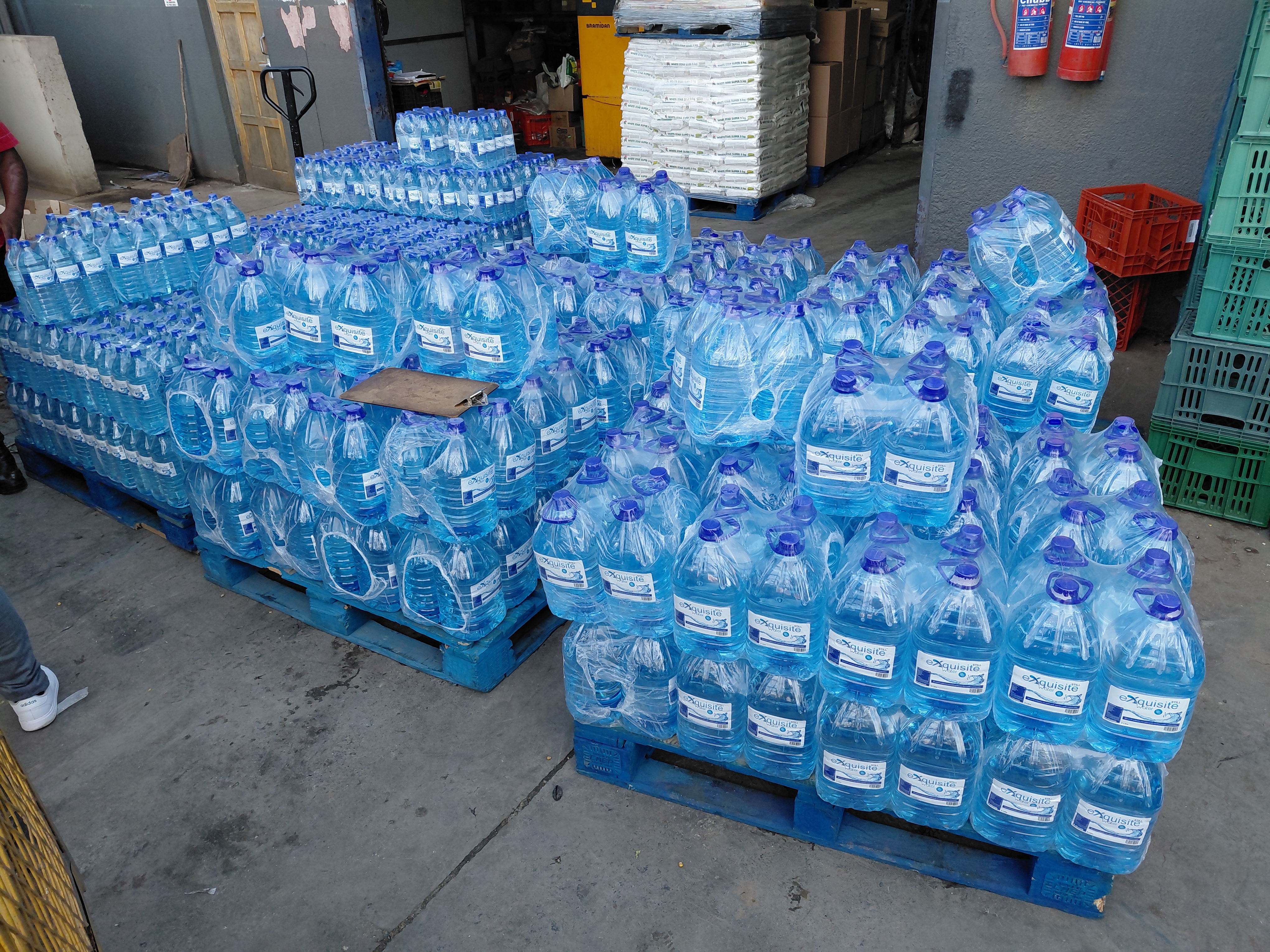 eXquisite 5L bottled water